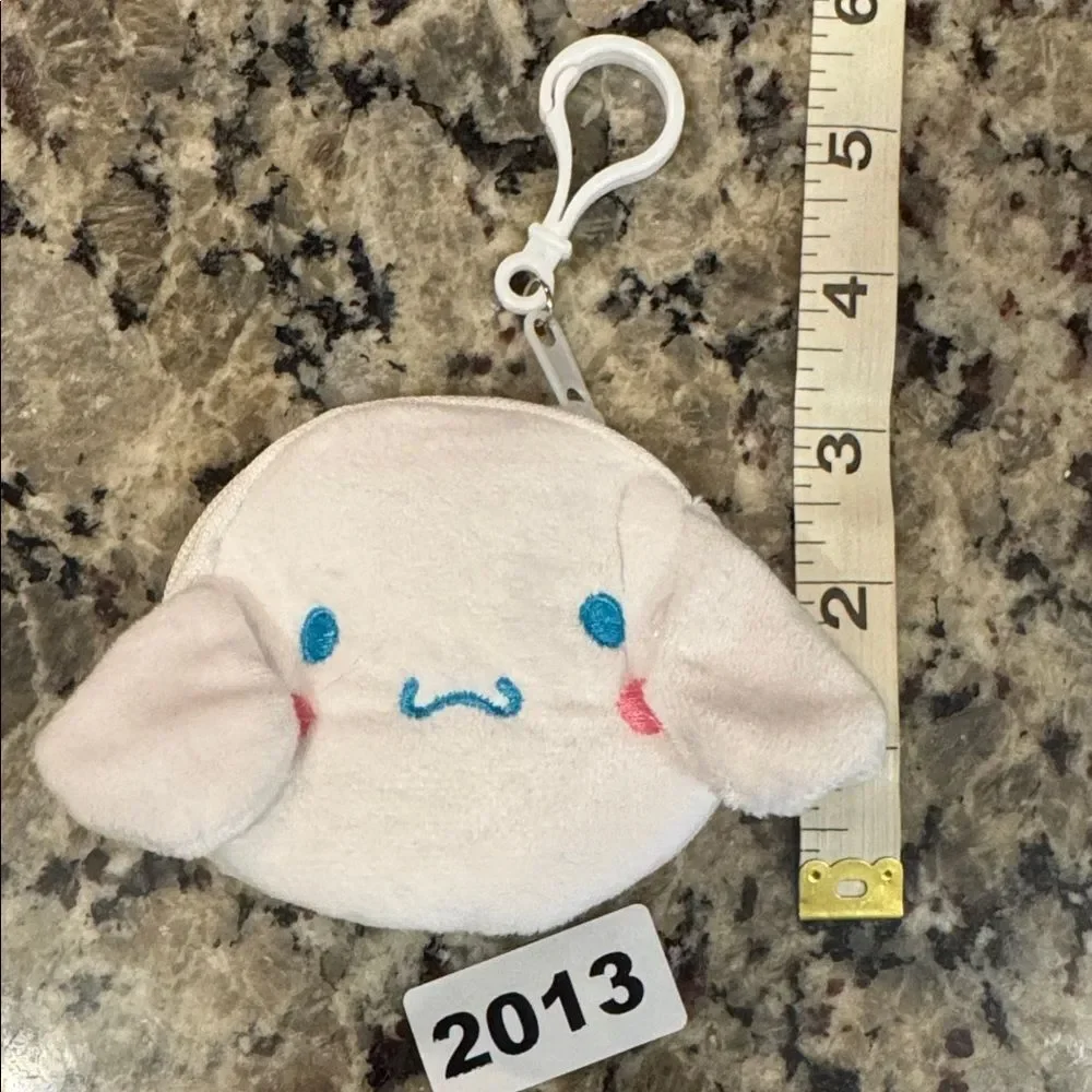 2013 Sanrio Soft Fabric Zipper Key Pouch